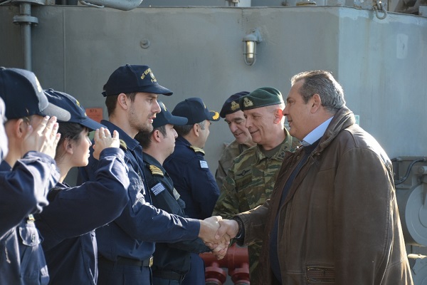 Καμμένος: Θα τσακίσουμε, θα συντρίψουμε όποιον αμφισβητήσει την εδαφική μας ακεραιότητα