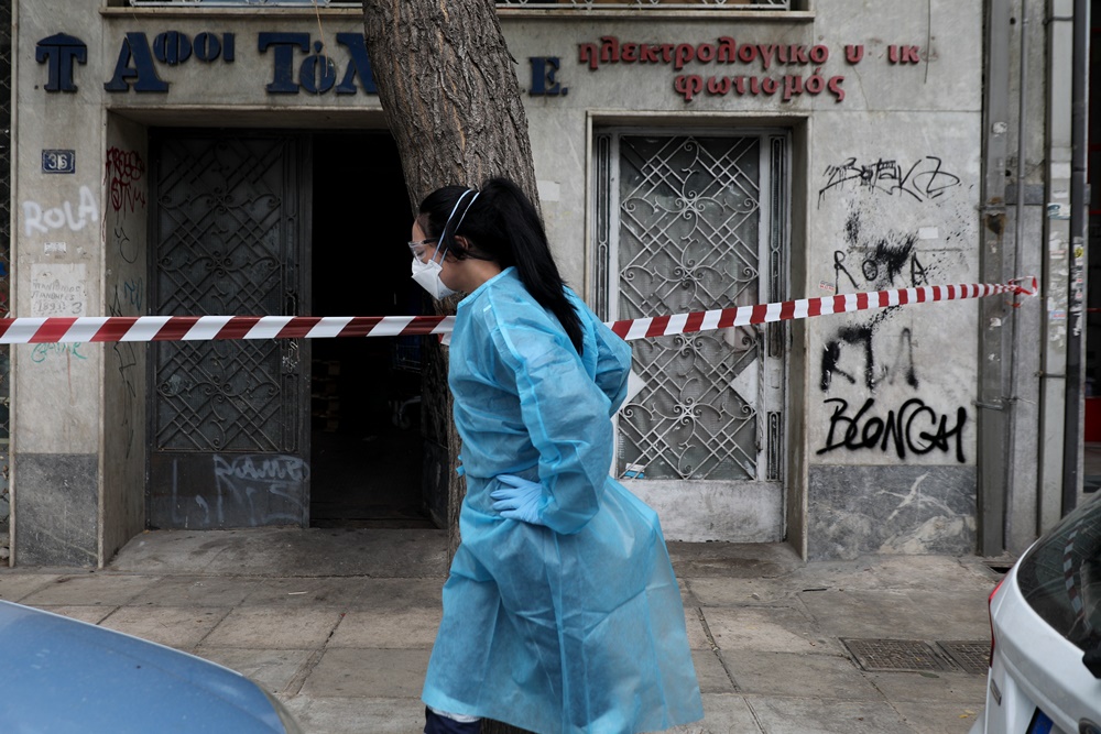 “Κόκκινες” περιοχές Ελλάδα κορονοϊός: Πού εντοπίζονται τα περισσότερα κρούσματα