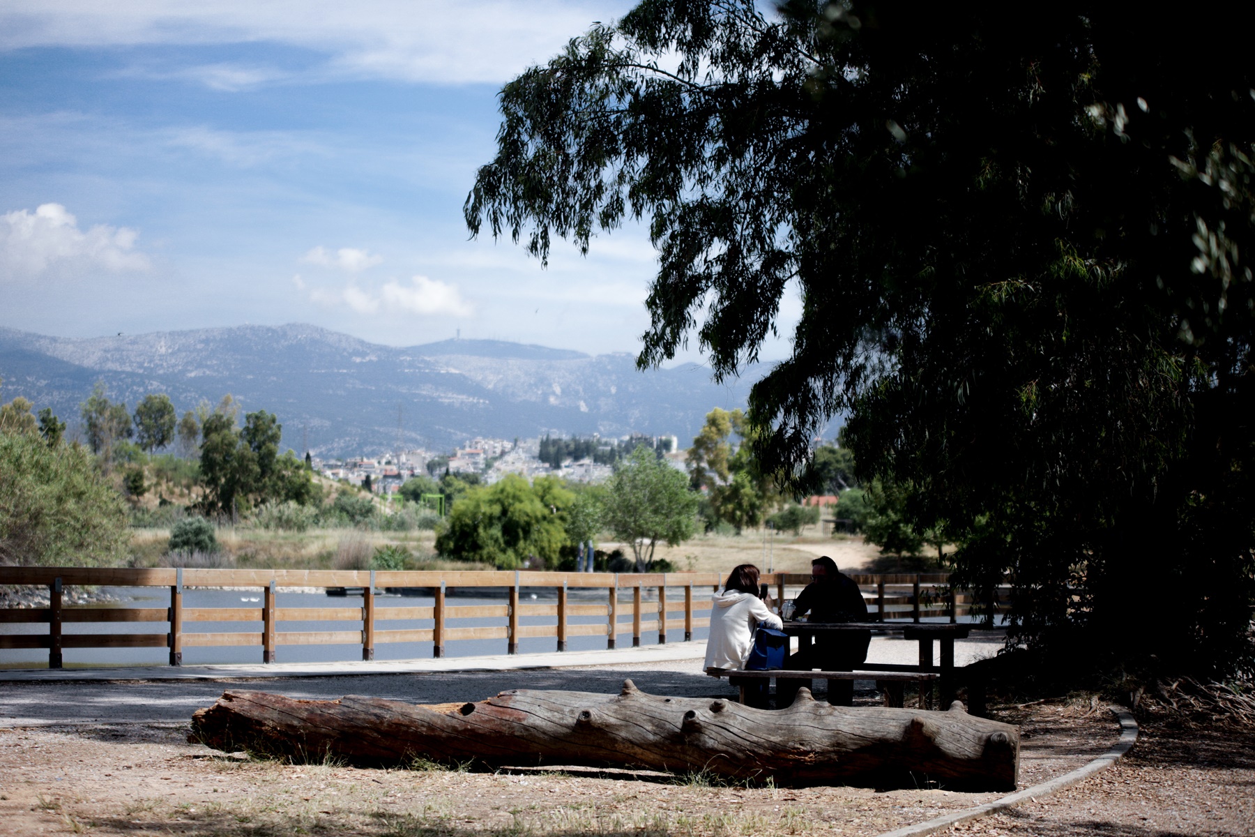 Περιφέρεια Αττικής: Δωρεάν χριστουγεννιάτικη βαρκάδα στο πάρκο Τρίτση