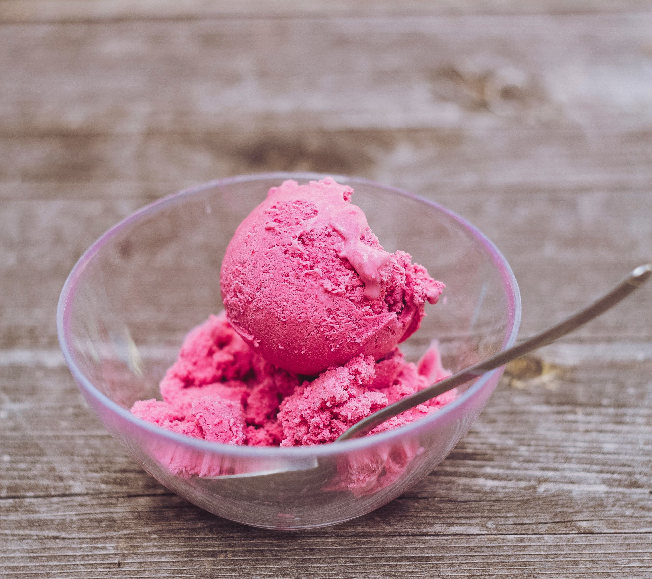 Σορμπέ φράουλα θερμίδες: Παγωτό χωρίς (πολλές) ενοχές!