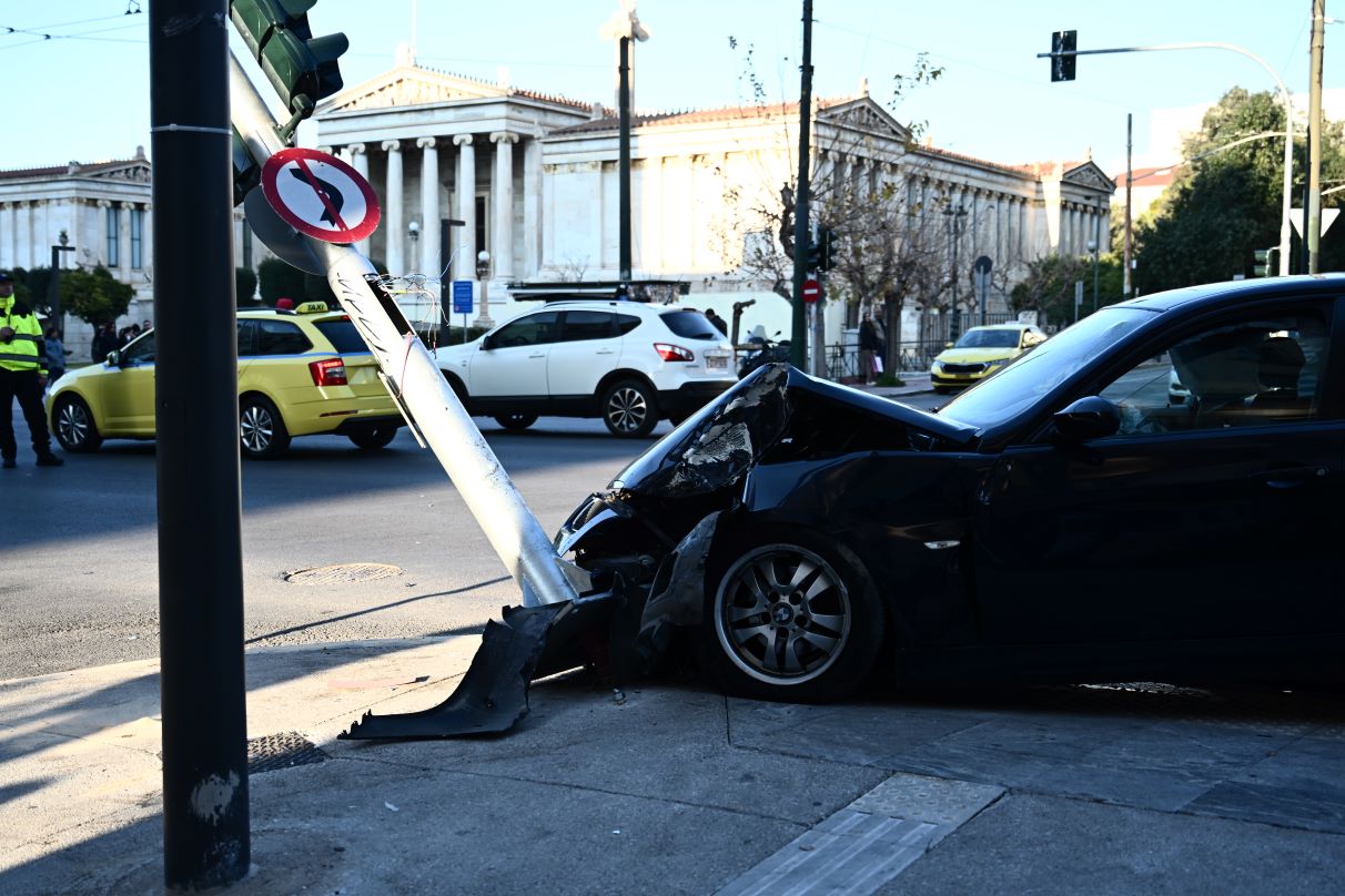 Φρικτός ο απολογισμός των τροχαίων στην Αττική και τον Σεπτέμβριο